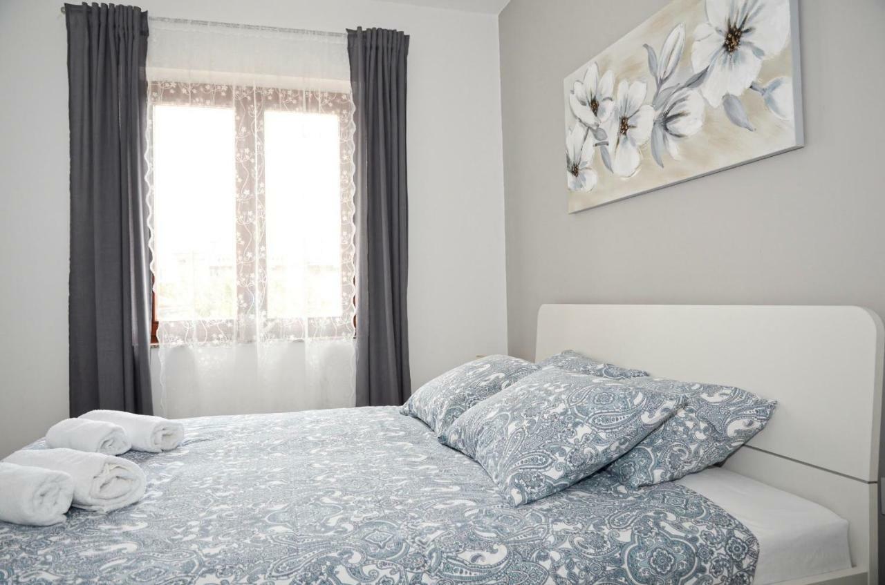 MarAzul Apartments Povljana Cameră foto